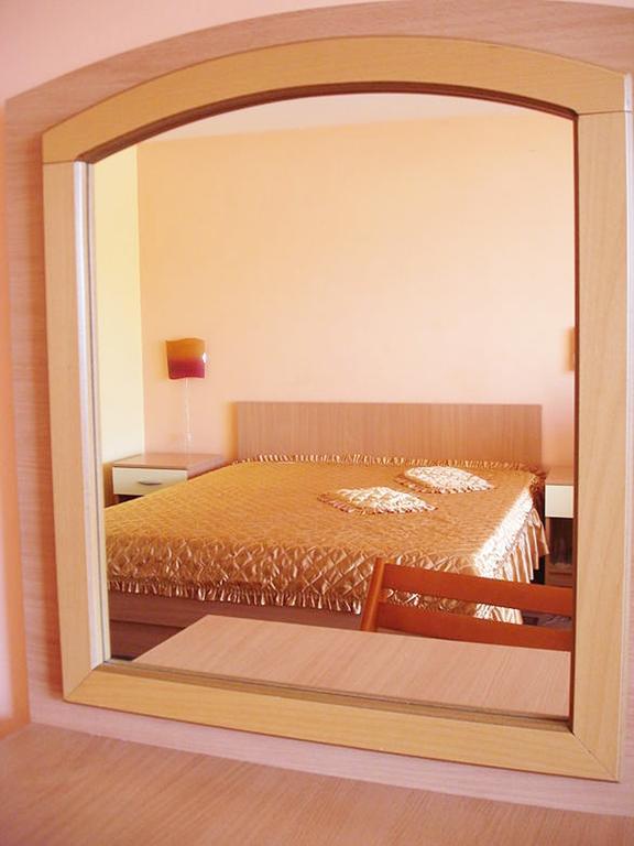 Hotel Restaurant Vodenitsata Берковиця Номер фото