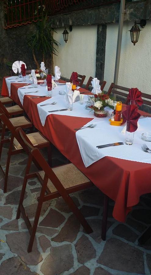 Hotel Restaurant Vodenitsata Берковиця Екстер'єр фото